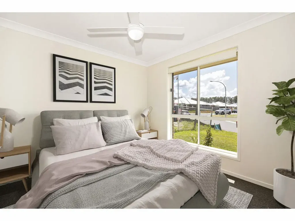 MODERN FAMILY HOME WITHIN 10 MINS DRIVE TO THE HEART OF WINE COUNTRY