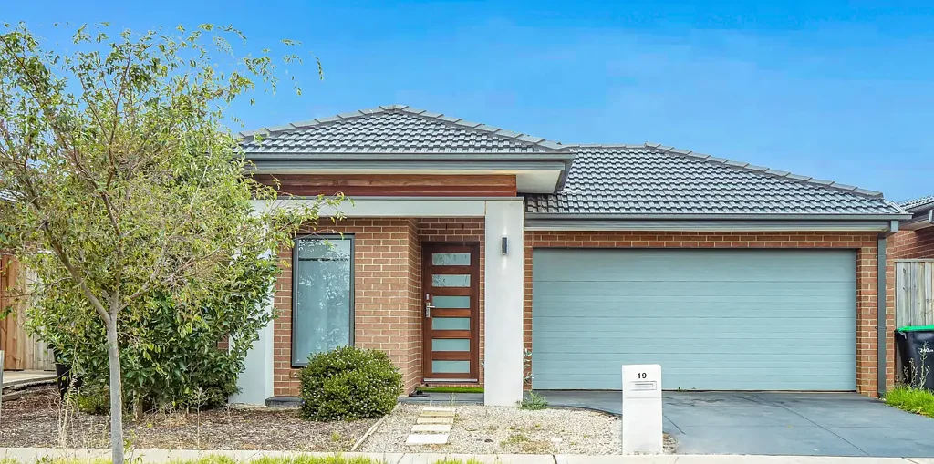 19 Midgard Road, Weir Views, VIC 3338