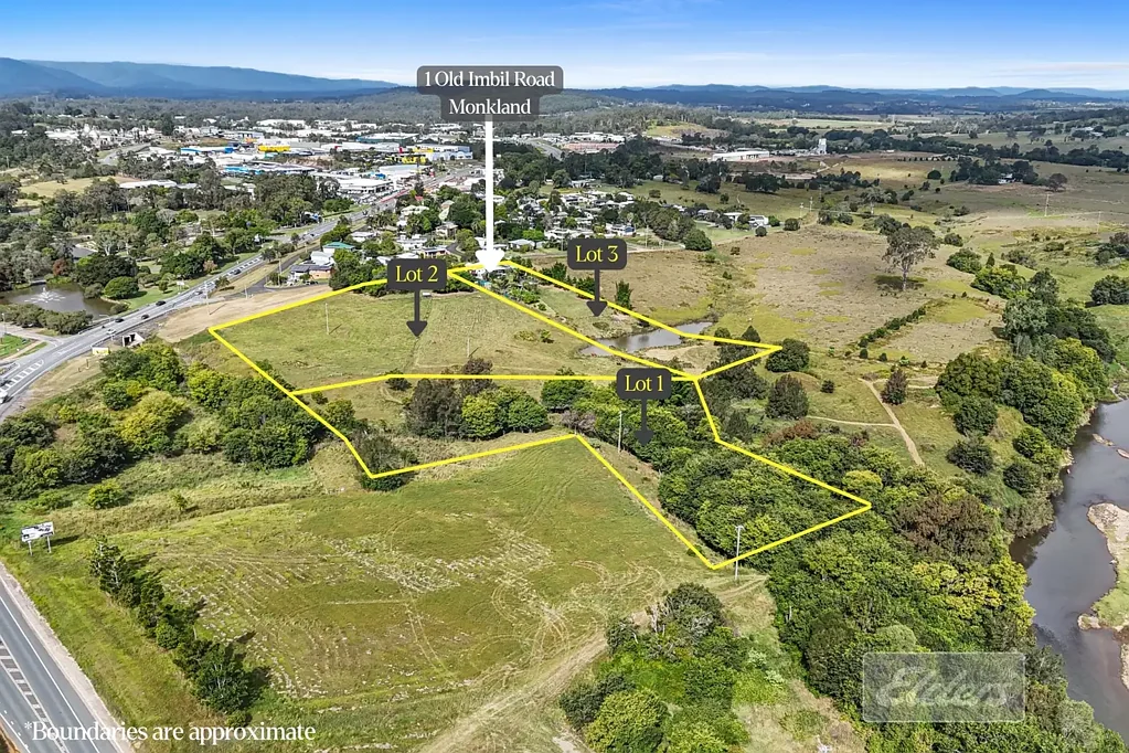 Monkland 4房  Town Acreage, River Access and a Beautiful Home!