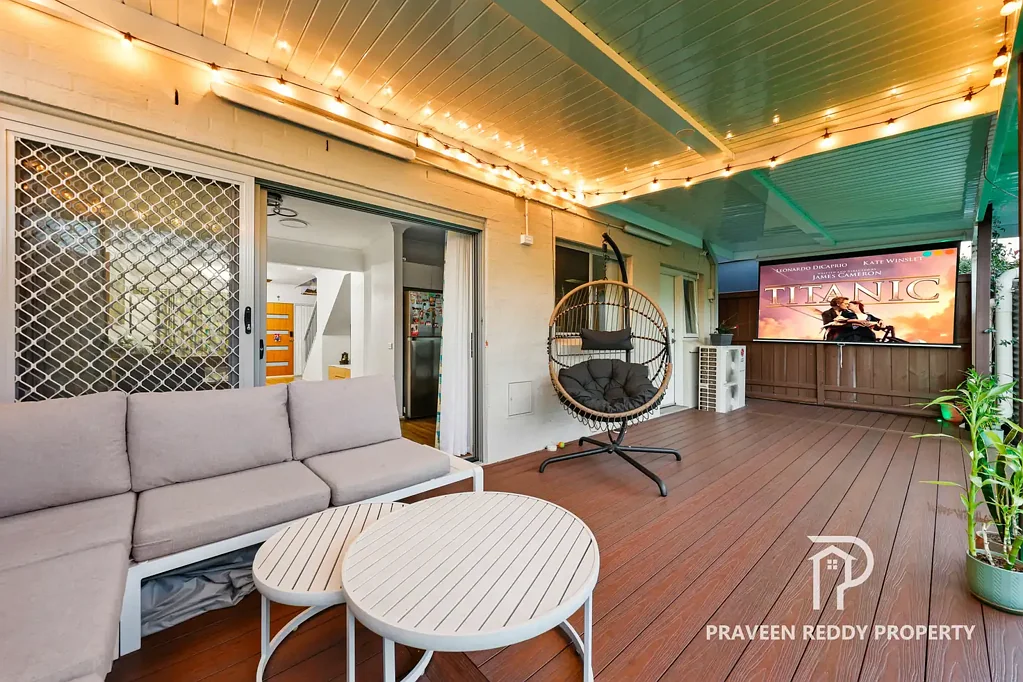 Schofields 3 Slaapkamer NORTH Facing Torren's Tilte Home ,Walk To Galungara School ,Schofields Station & Easy Commute To Metro !!