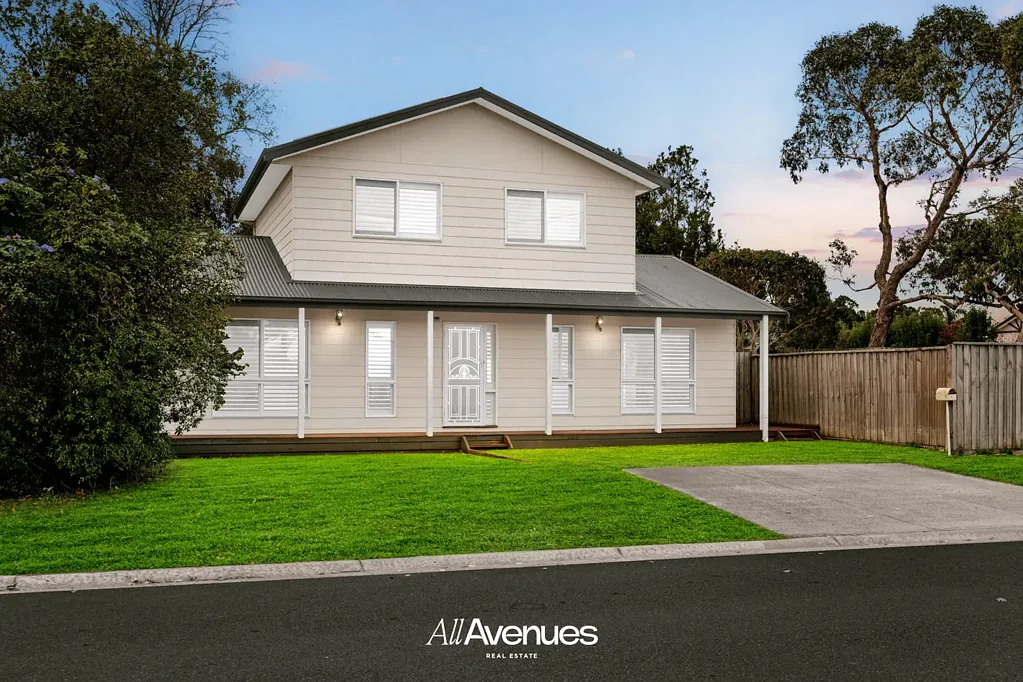 Pearcedale 3Moenga Prime Pearcedale Location walk to  Shops, Childcare & School