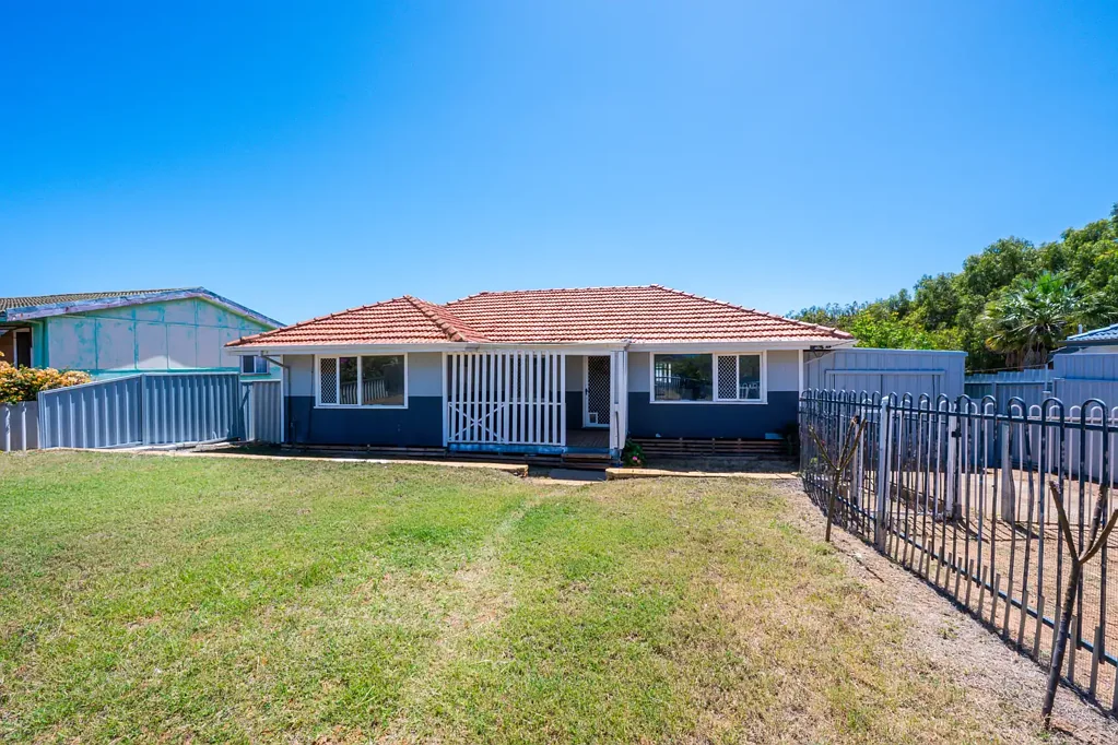 5 Felicia Street, Rangeway, WA 6530