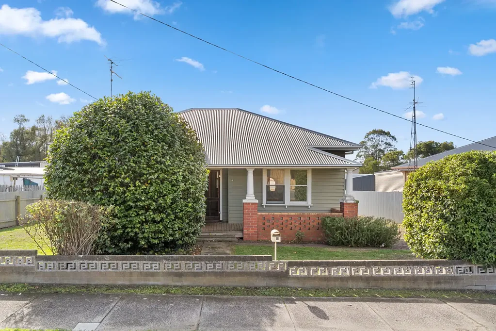10 Silvester Street, Cobden, VIC 3266