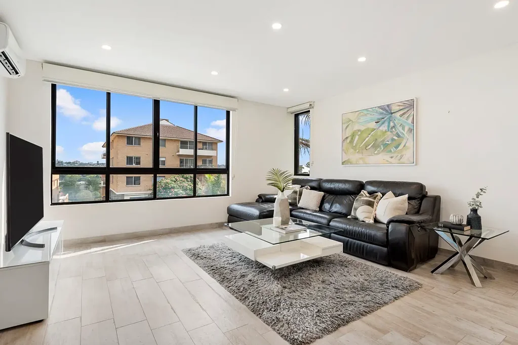 Queenscliff 3 Bedroom Contemporary Coastal Living