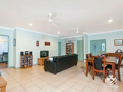 2 Russellia Street, Redlynch, QLD 4870, 4房, 2浴, House