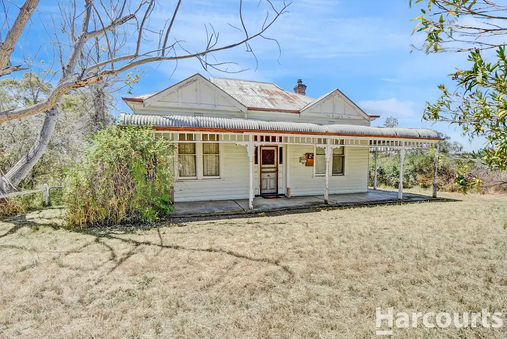 90 Eltze Drive, Quantong, VIC 3401