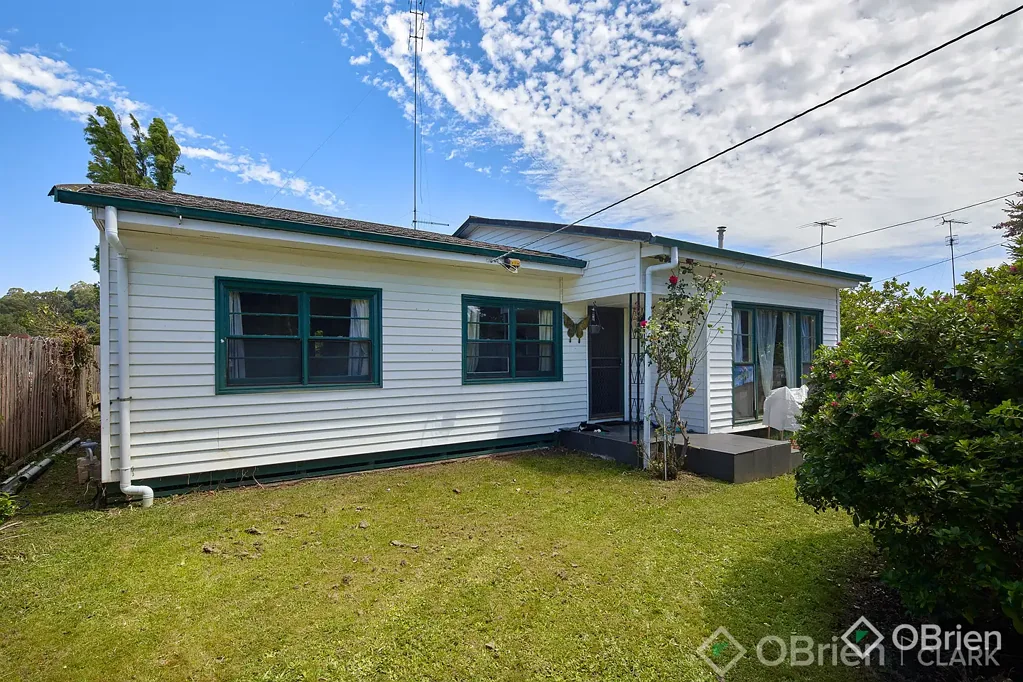 69 School Road, Trafalgar, VIC 3824