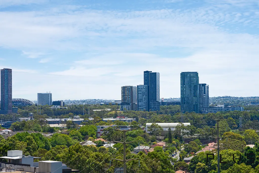 Homebush  Potential three-bedroom with Panoramic Views