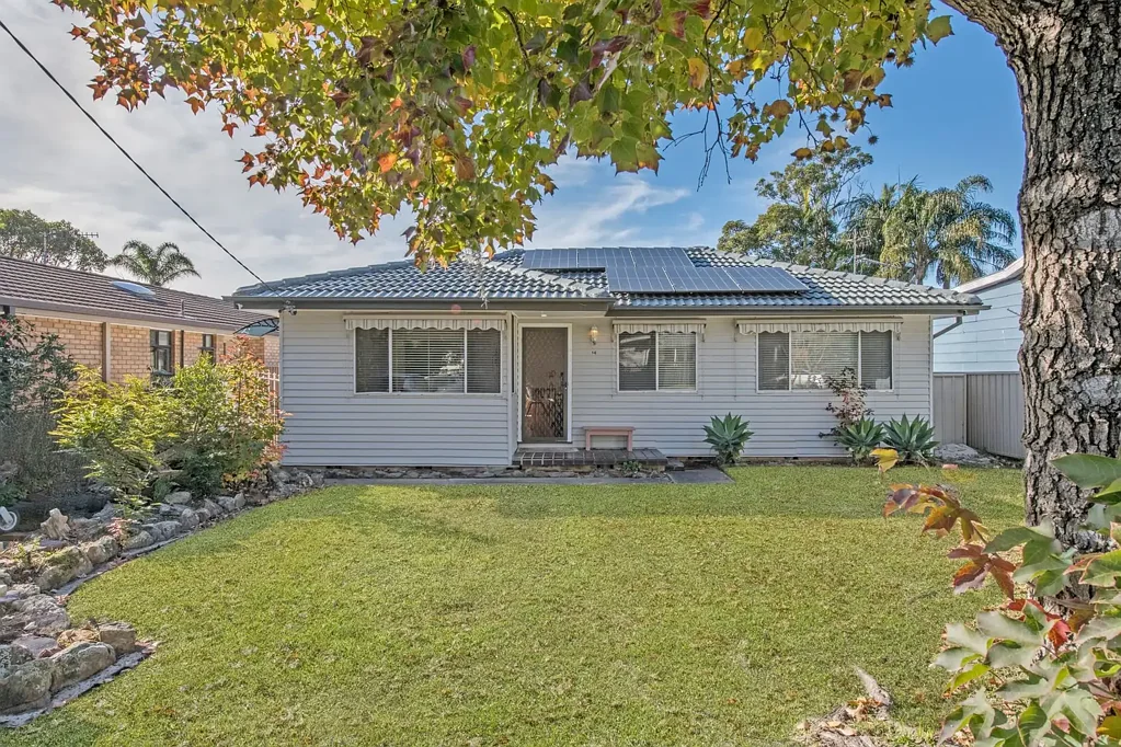 Berkeley Vale 3房  The Perfect Start in a Peaceful, Convenient Location