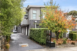 3/7 McCracken Avenue, Pascoe Vale