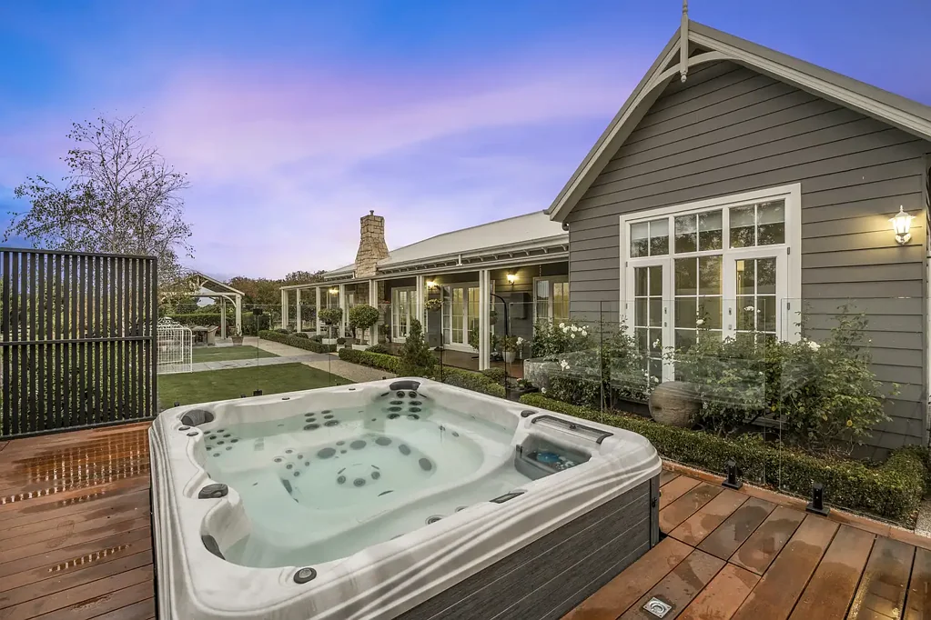 Torquay 4房  A Rare Lifestyle Opportunity