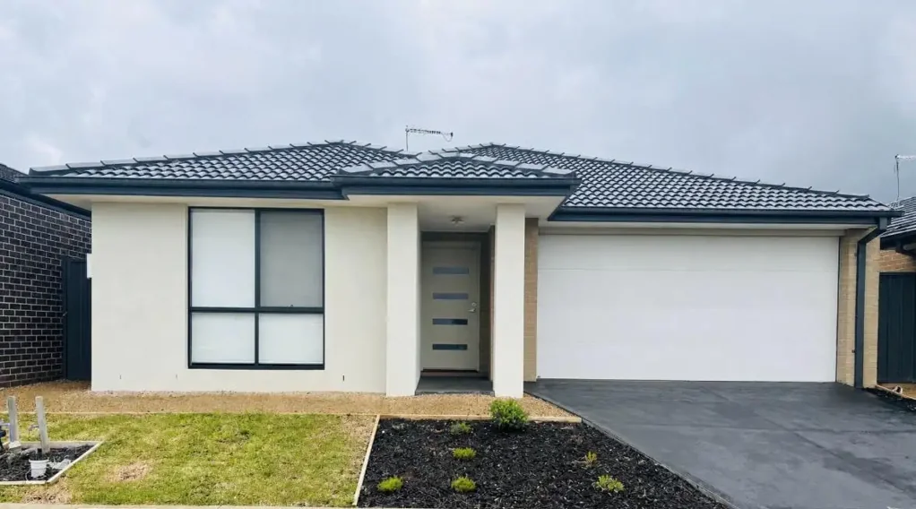 Comfortable Family Living in a Convenient Location!!!