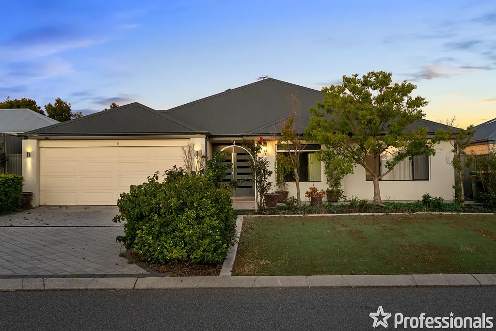 3 Spelthorne Way, Wellard, WA 6170
