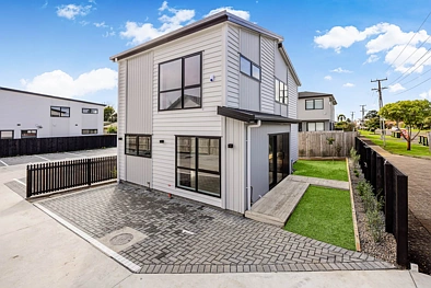 1, 2 & 4/38 Fairview Road, Papatoetoe, Manukau City, 3 Bedrooms, 2 Bathrooms, Townhouse