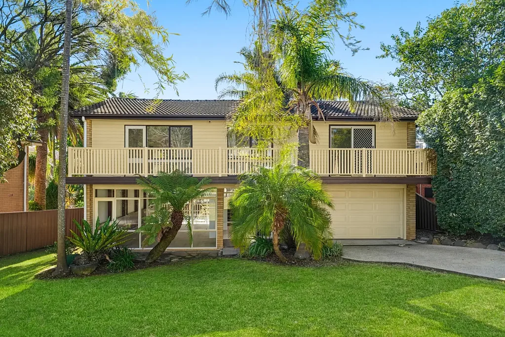 Spacious Family Home with Multiple Living Areas