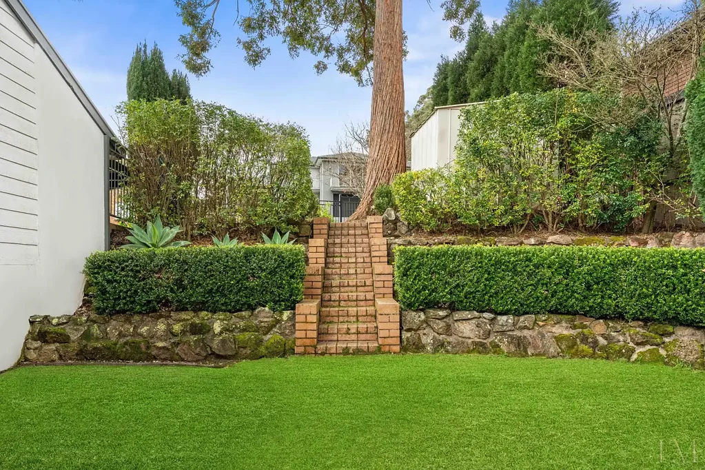 4 Holly Circuit, New Lambton Heights, NSW 2305