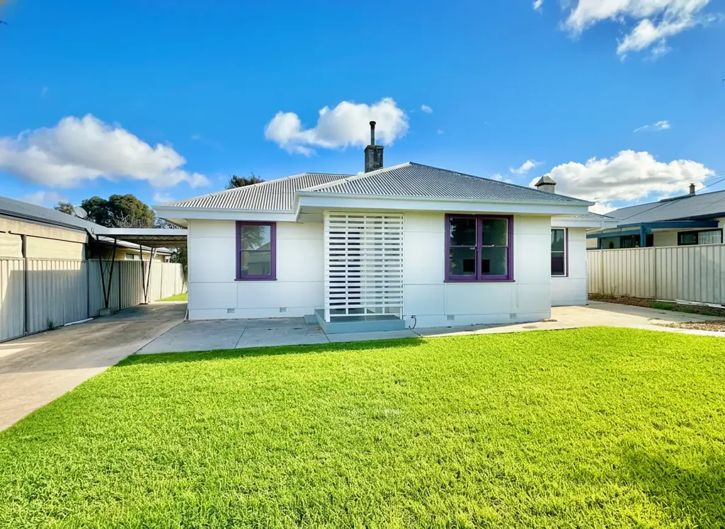 Bordertown 3房  Lovingly Renovated & Ready to Call Home