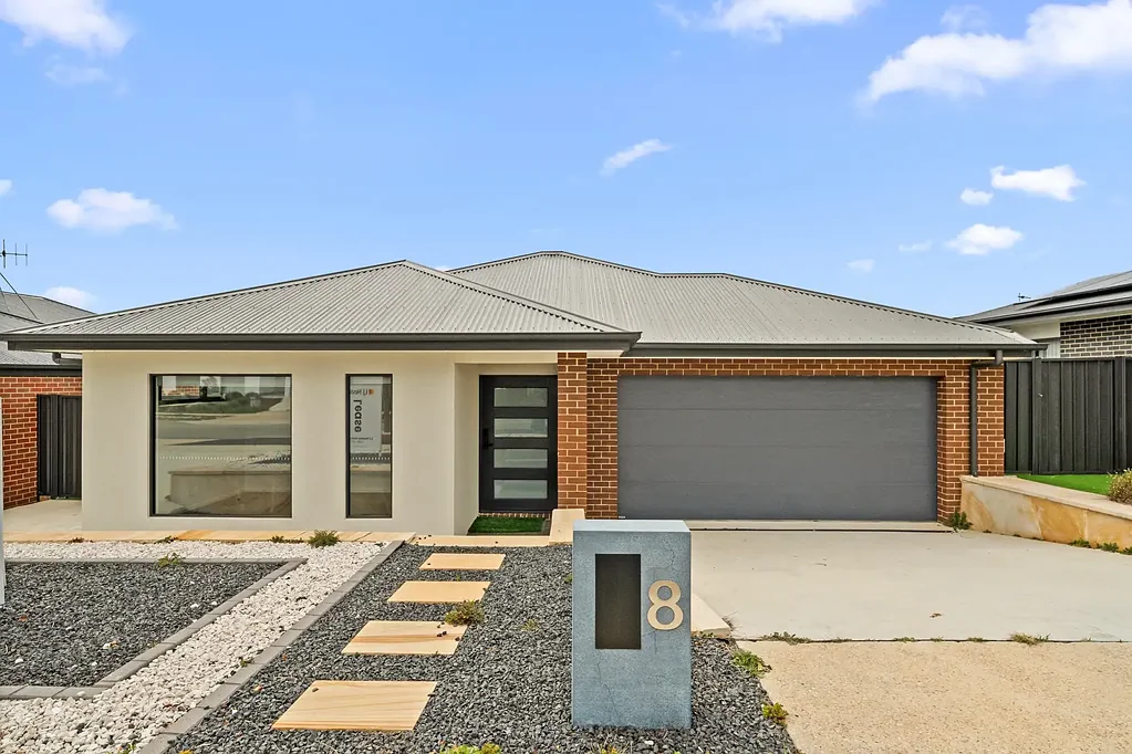 Taylor�s finest - a sanctuary of space, style, and sunshine.