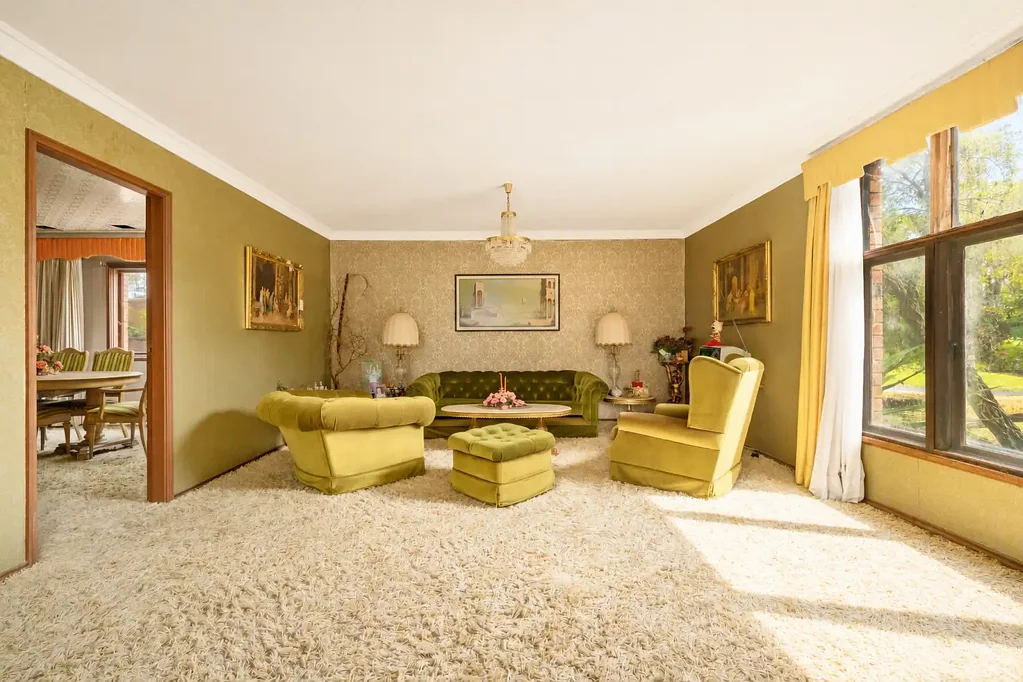 Belrose 5બેડરૂમ RENOVATE!!! AND PROFIT!!! BIG HOME....BIG PROFIT!!!!
