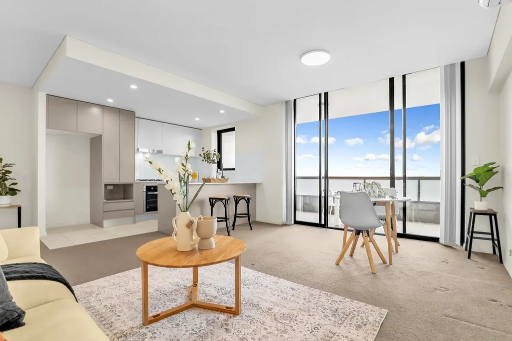 North Kellyville 2कमरा A  spacious and immaculate 2-bedroom apartment in a convenient location.