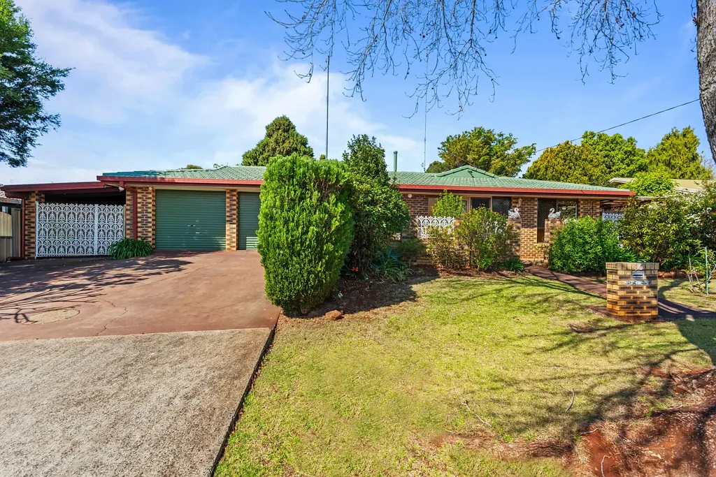 Charming 3-bedroom Family Home in Kearny Springs - Short Term Let ONLY