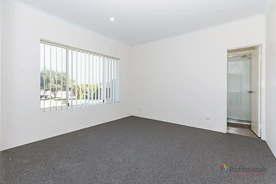 6 MINSTER PL, MARANGAROO WA 6064, 0 Kuwarto, 0 Banyo, House
