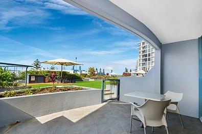Mooloolaba 1Zimmer Ground Floor Coastal Living with Exceptional Investment Returns!