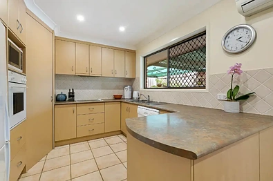 37 Caloola Drive, Springwood, QLD 4127, 4 Bedrooms, 1 Bathrooms, House