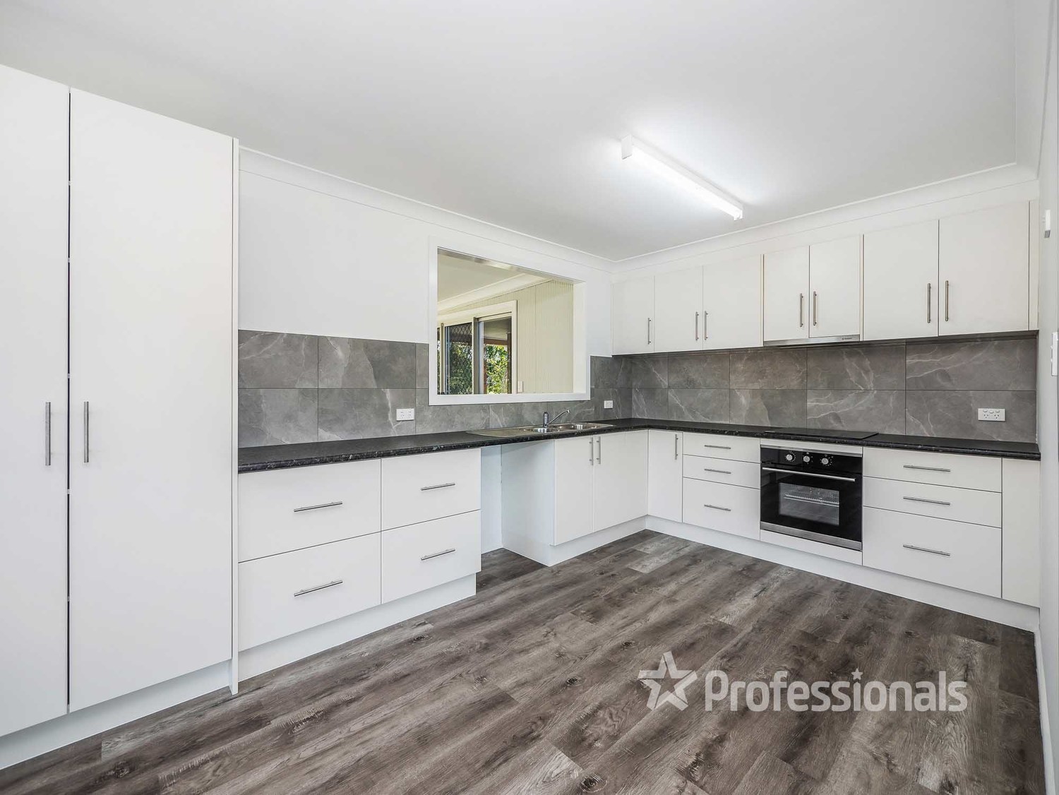 25 MALONEY AV, SOUTH LISMORE NSW 2480, 0 chambres, 0 salles de bain, House