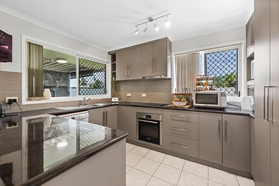 16 Caledonian Drive, Beaconsfield, QLD 4740, 3房, 1浴, House