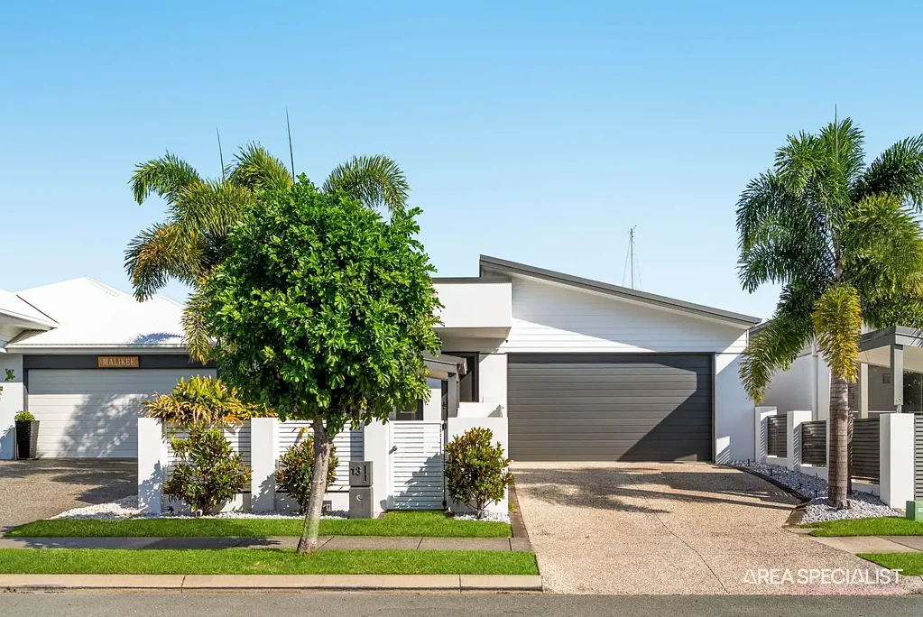 13 Paradise Parade, Jacobs Well, QLD 4208