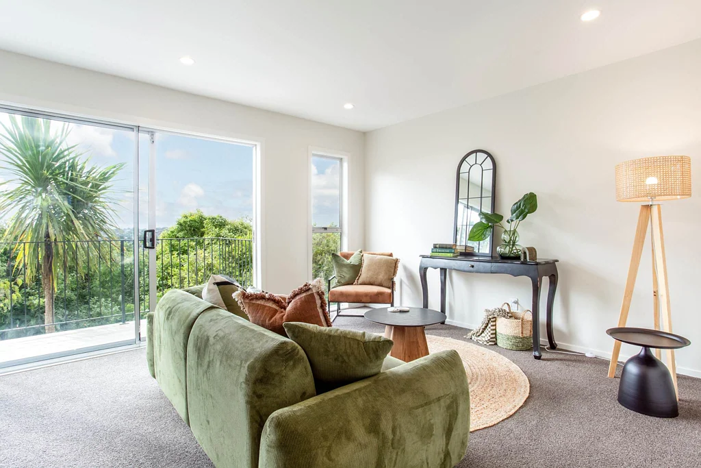 Glenfield 4Moenga Renovated, Modern & Convenient, Glenfield Gem!
