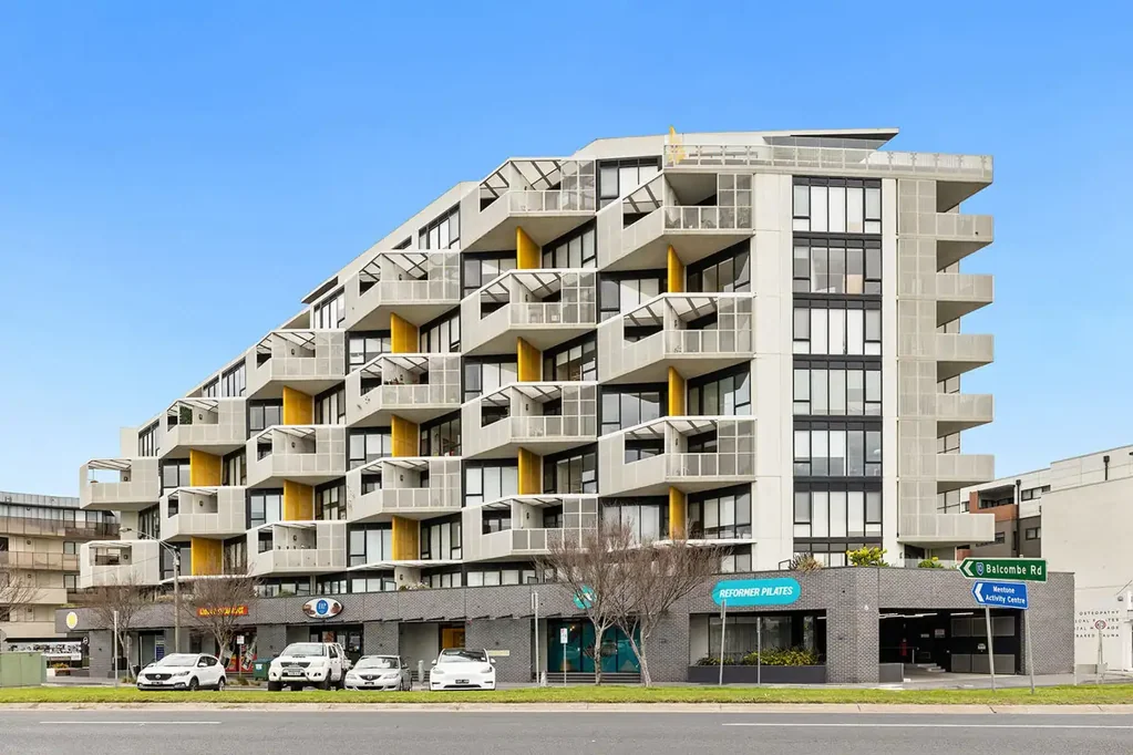 Mentone 1બેડરૂમ Indoor-Outdoor Apartment Living with Singular Style