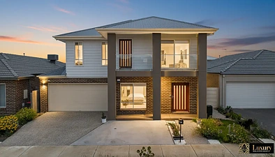 Tarneit 5 Bedroom Stunning North-Facing Family Home with Luxury Living & Entertainer's Appeal