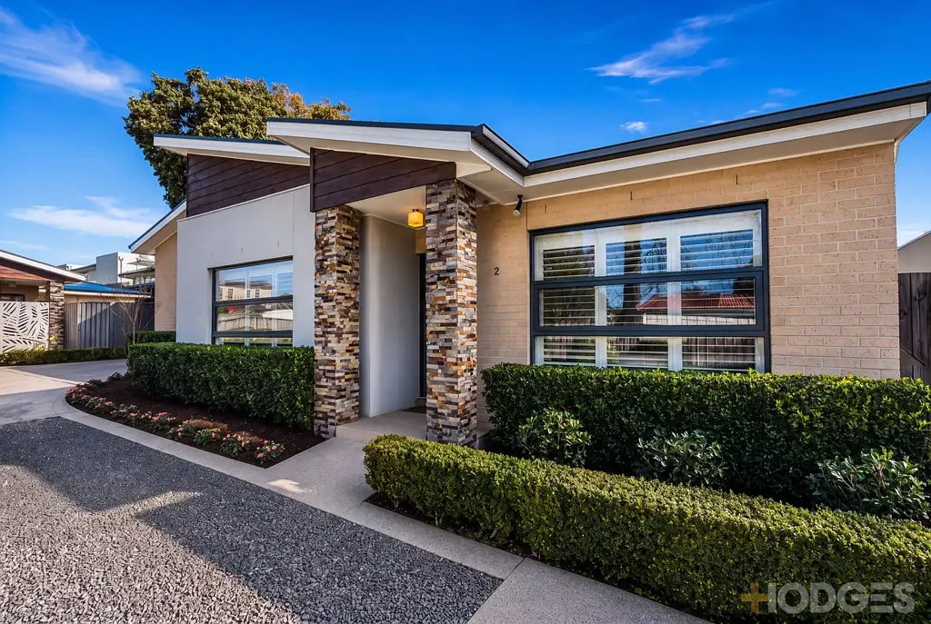 Mentone 3 Slaapkamer SOPHISTICATED SINGLE-LEVEL STYLE LIFESTYLE