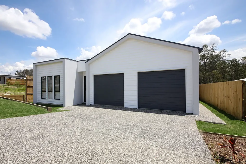 Modern 1-Bedroom Duplex in Thriving Sienna Eden Estate
