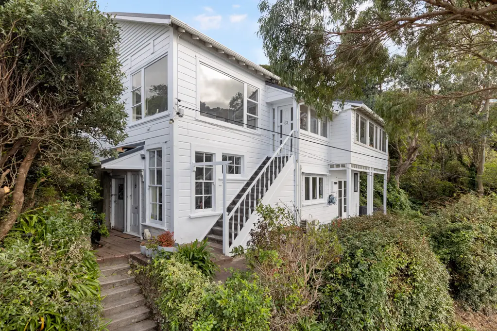 Wadestown 4غرفة نوم Sunny Home and Income, drive on with views
