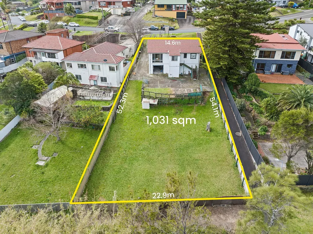 Port Kembla 3ห้องนอน Outstanding Opportunity with Views, Space & Future Potential
