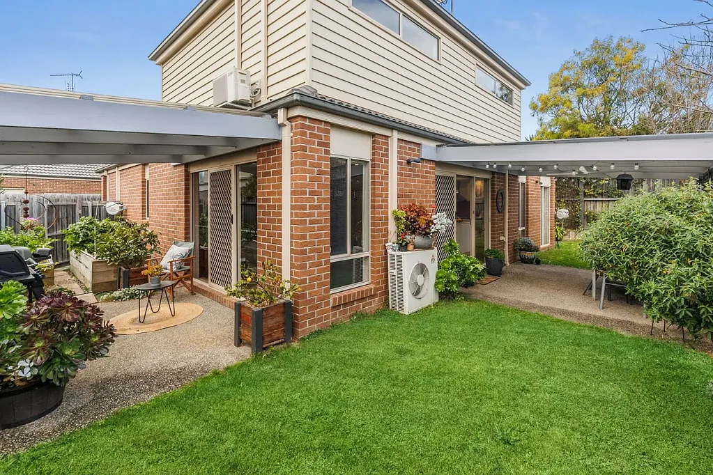 2/18 Bell Street, Ocean Grove, VIC 3226
