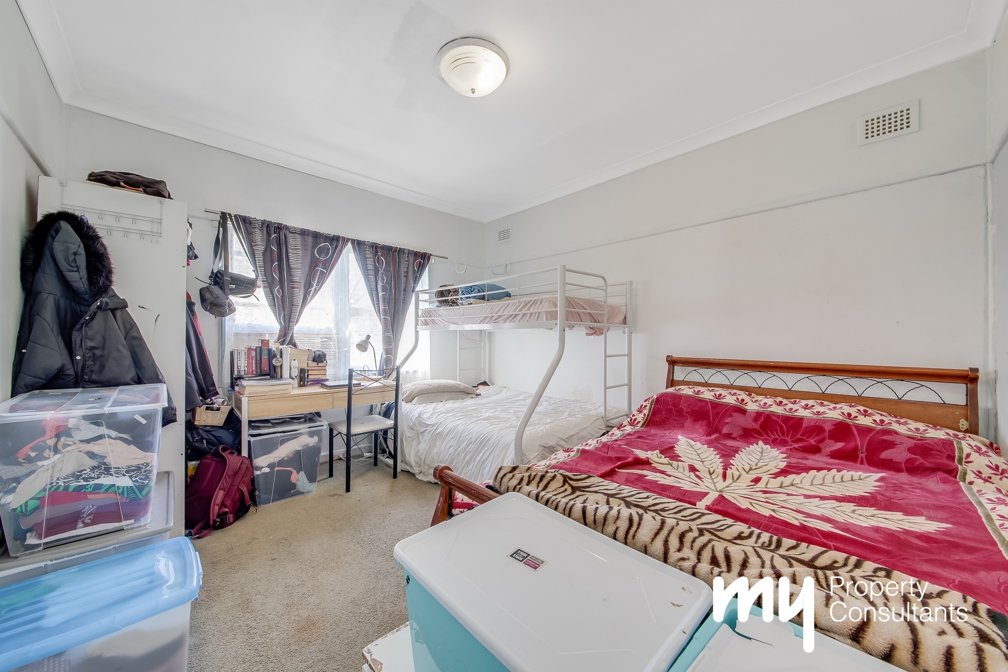 1 MEREIL ST, CAMPBELLTOWN NSW 2560, 0 chambres, 0 salles de bain, House