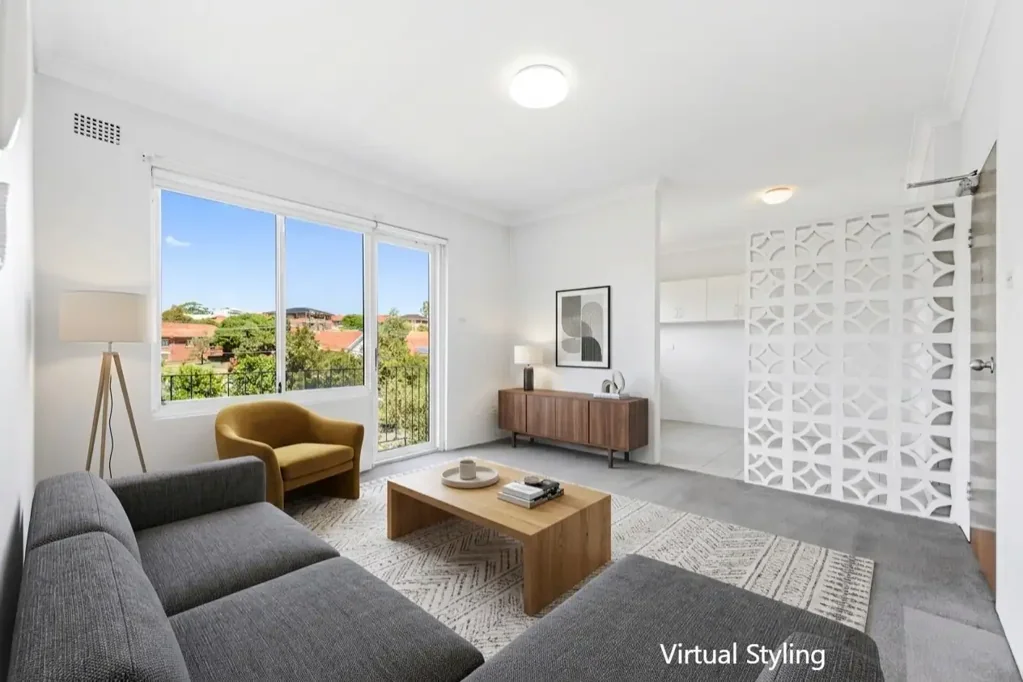 Top Floor Two Bedroom Apartment