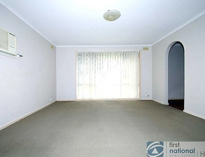 24 Julius Crescent, Noble Park, South East Melbourne, 3 Kuwarto, 1 Banyo, House