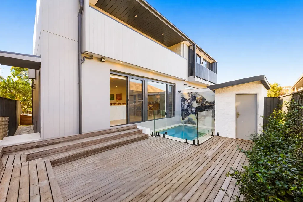North Bondi 5 Bedroom Sophisticated Coastal Luxury with Resort-Style Entertaining Just Steps from Bondi Beach