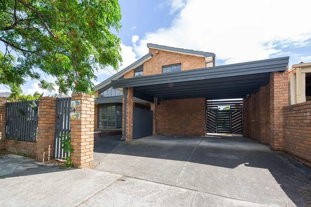 SPACIOUS FAMILY FOCUSED HOME