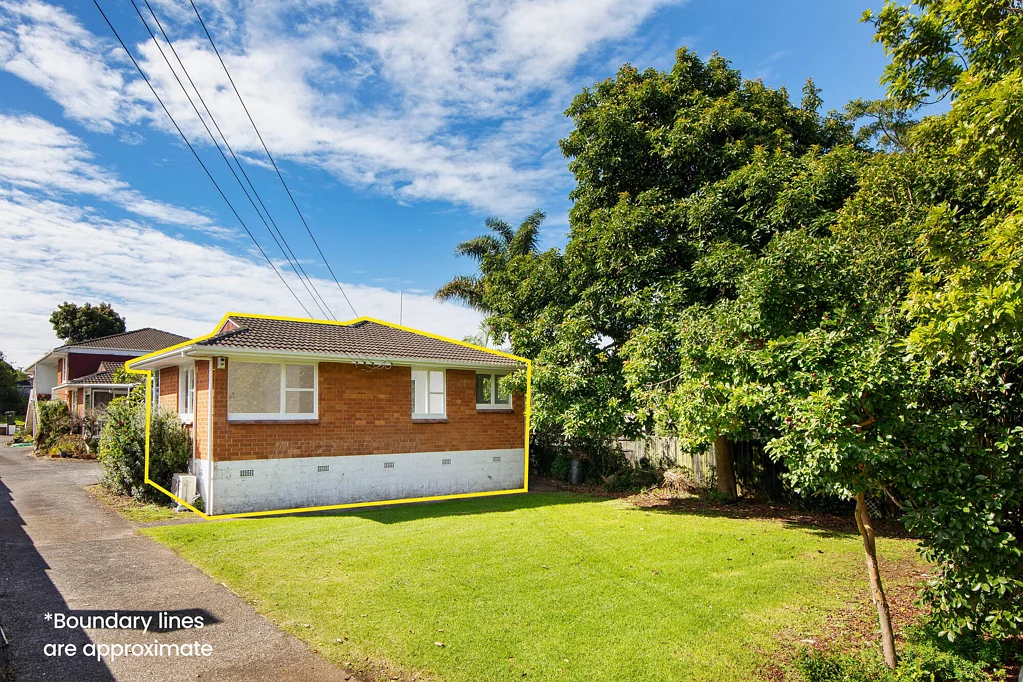 Mount Albert 2Zimmer Brick & Tile, Xtra Large Unit, Great School Zones
