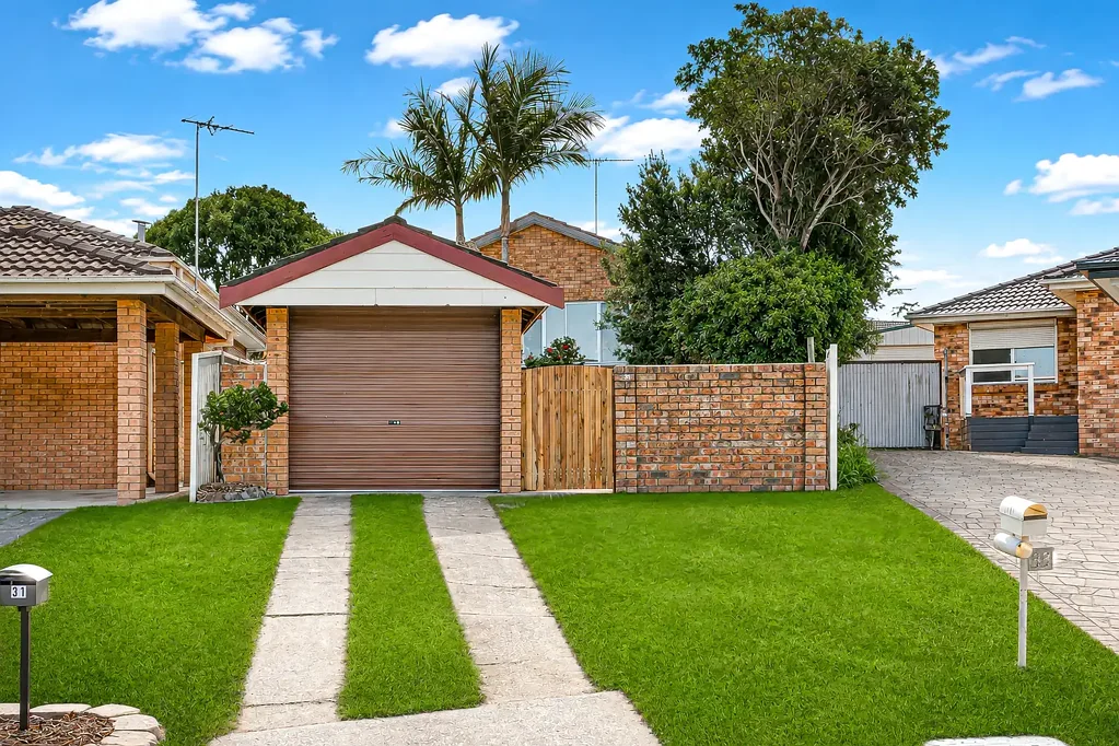 Minto 3房  Renovated Family Home | Quiet Location | Multiple Entertaining Areas