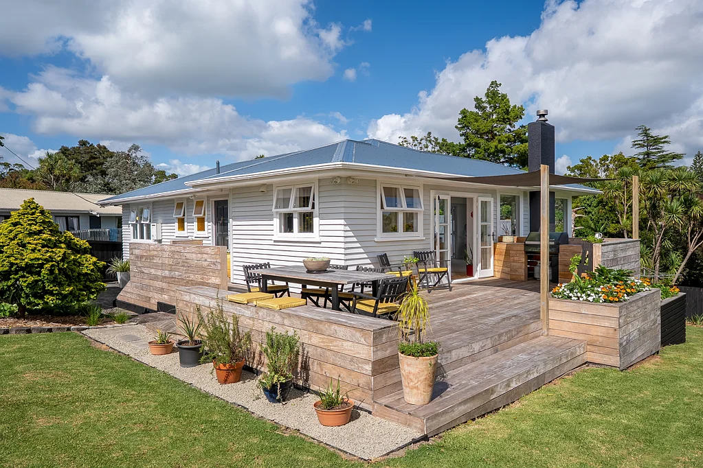 2/300 Rangatira Road, Beach Haven, North Shore City, Auckland