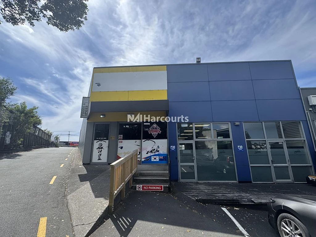 Wairau Valley Wairau Road Retail - Rear Offering