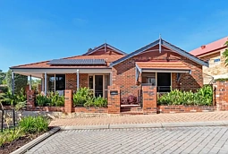 18 Shoveler Terrace, Joondalup