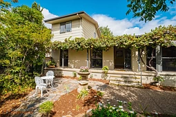 34 Jemalong Street, Duffy